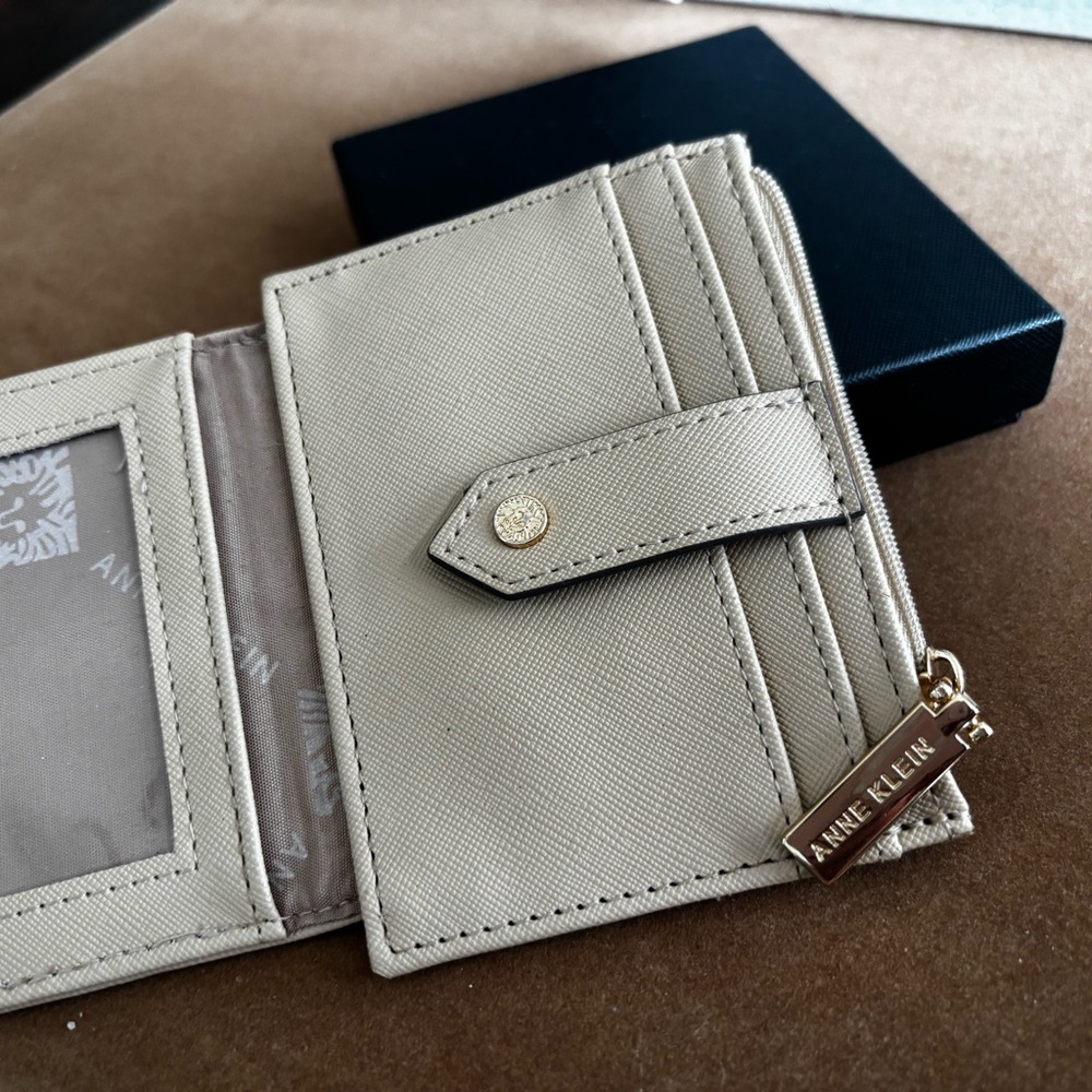 Anne Klein Small Bifold Wallet / Card Holder Beige - Picture 8 of 11